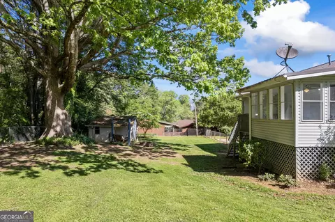 Exterior - 68 Van Mar Dr, Toccoa, GA 30577 photo 5 of 10