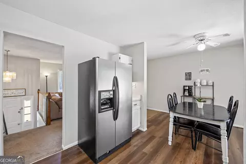 Kitchen - 68 Van Mar Dr, Toccoa, GA 30577 photo 3 of 4