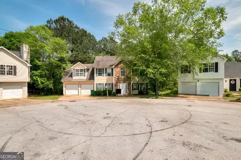 4407 Ward Bluff Ct, Ellenwood, GA 30294