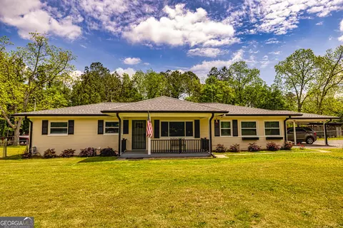 370 Canyon Rd, Woodbury, GA 30293