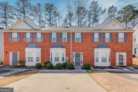 4734 Crawford Oaks Dr, Oakwood, GA 30566