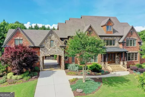 2319 Weeping Oak Dr, Braselton, GA 30517