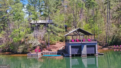 58 Lighthouse Ln, Lakemont, GA 30552