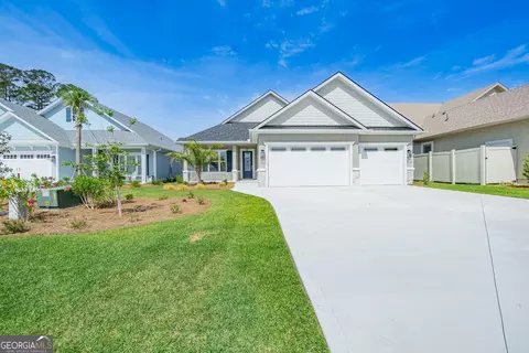 246 Jake Colton Dr, Kingsland, GA 31548
