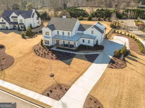 1498 Bon Endriot Ct, Alpharetta, GA 30004