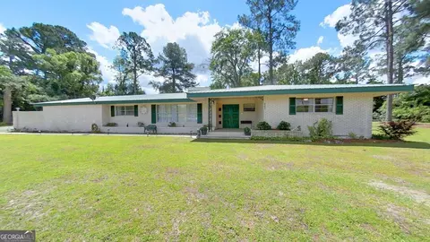 161 W Main St, Lakeland, GA 31635