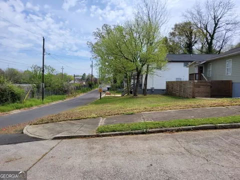 1042 W Avenue Ave SW, Atlanta, GA 30315