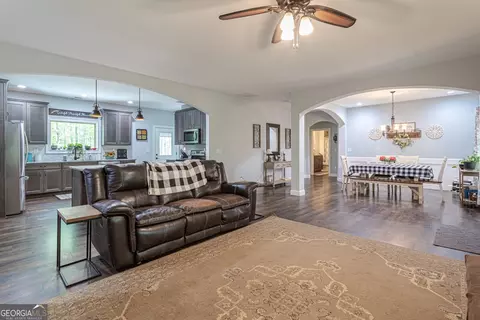 Living - 355 Boynton Rd, Hampton, GA 30228 photo 3 of 3