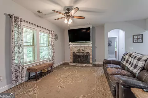 Living - 355 Boynton Rd, Hampton, GA 30228 photo 2 of 3