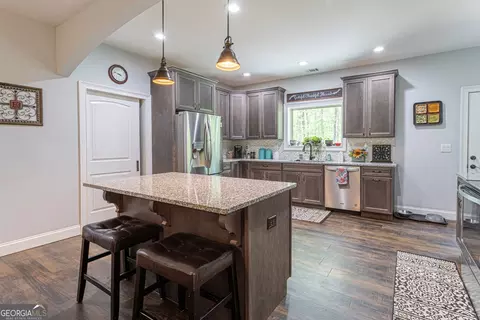 Kitchen - 355 Boynton Rd, Hampton, GA 30228 photo 1 of 7