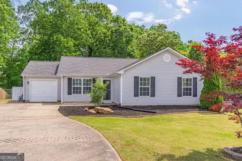 353 Shenandoah Cir, Winder, GA 30680