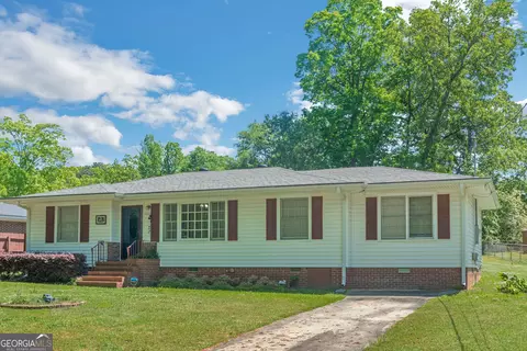 1310 Greenview Dr, Griffin, GA 30224