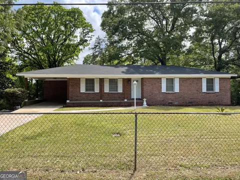 2069 Manson Rd, Macon, GA 31217