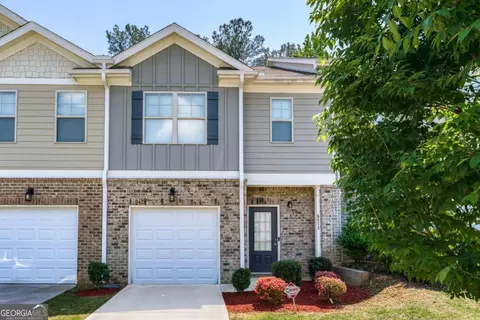 8473 Douglas Trl, Jonesboro, GA 30236