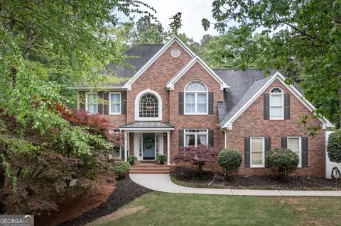 325 Stonehaven Dr, Fayetteville, GA 30215