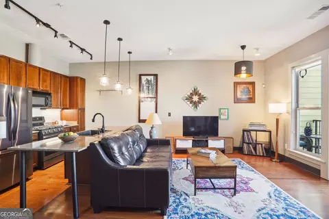 1195 Milton Ter SE #1207, Atlanta, GA 30315