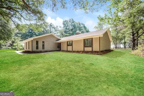 258 Stocks Dairy Rd, Leesburg, GA 31763