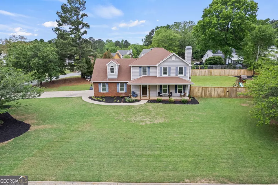 Exterior - 500 Atwood Cir, Peachtree City, GA 30269 photo 11 of 13