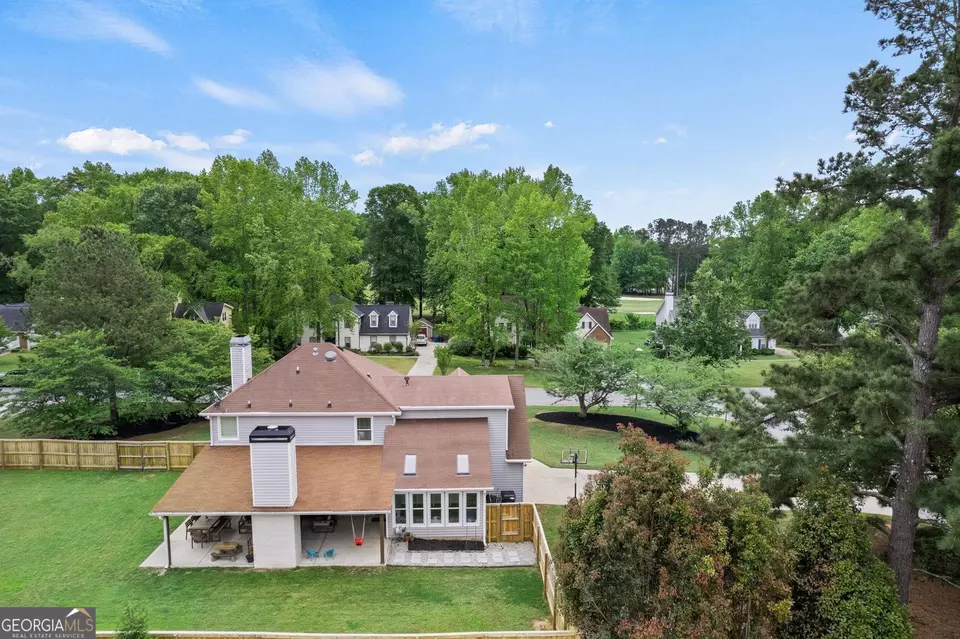 Exterior - 500 Atwood Cir, Peachtree City, GA 30269 photo 10 of 13