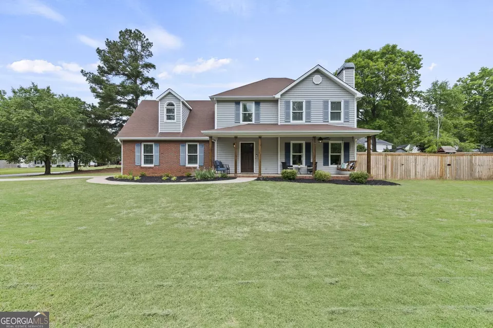 Exterior - 500 Atwood Cir, Peachtree City, GA 30269 photo 2 of 13