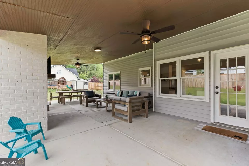 Exterior - 500 Atwood Cir, Peachtree City, GA 30269 photo 5 of 13