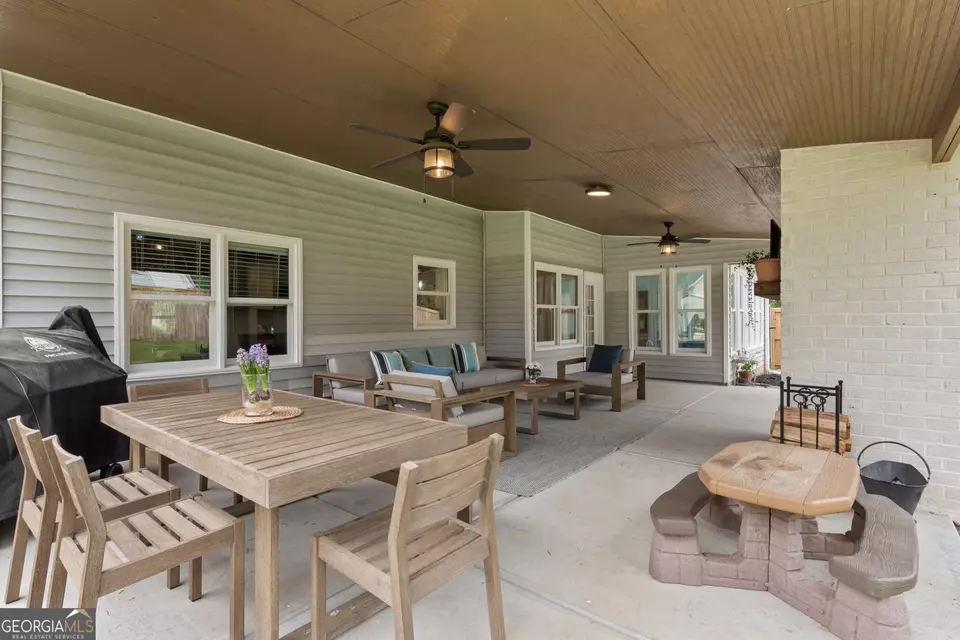 Exterior - 500 Atwood Cir, Peachtree City, GA 30269 photo 4 of 13