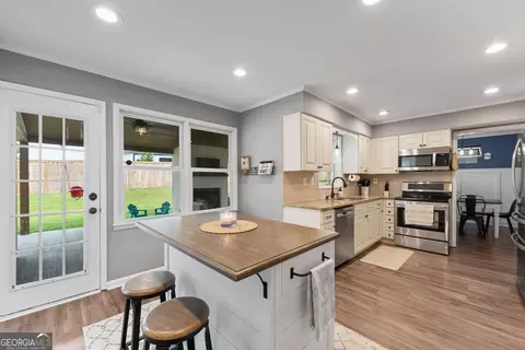 Kitchen - 500 Atwood Cir, Peachtree City, GA 30269 photo 1 of 5