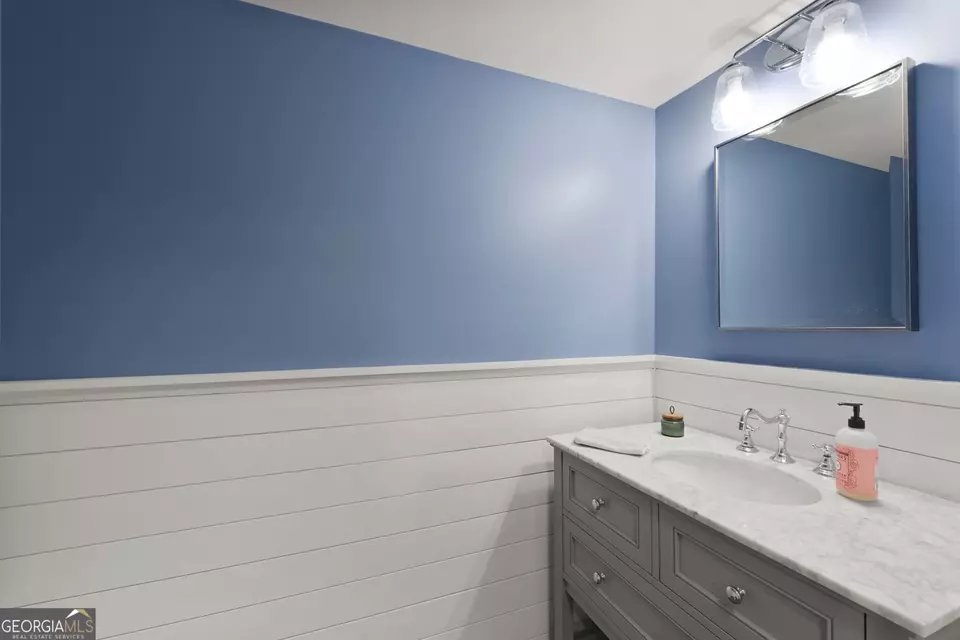 Bath - 500 Atwood Cir, Peachtree City, GA 30269 photo 1 of 4