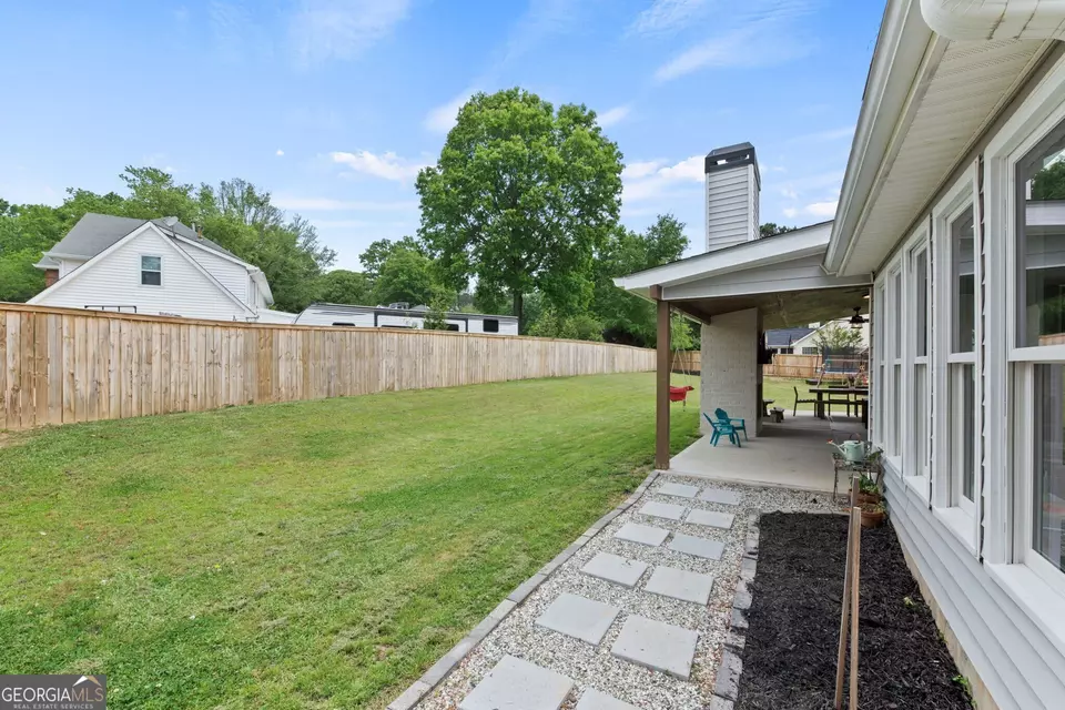 Exterior - 500 Atwood Cir, Peachtree City, GA 30269 photo 7 of 13
