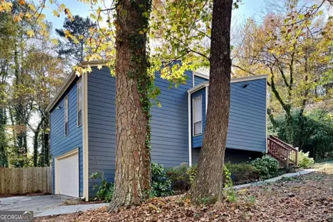 2211 Cedar Forks Dr, Marietta, GA 30062