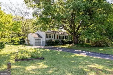701 Sunnybrook Dr, Decatur, GA 30033