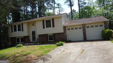 2599 Old South Ct, Jonesboro, GA 30236