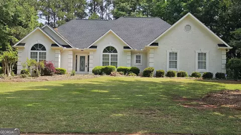 708 Euel Dr, Mcdonough, GA 30252