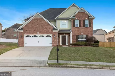 710 Hickory Ln, Loganville, GA 30052