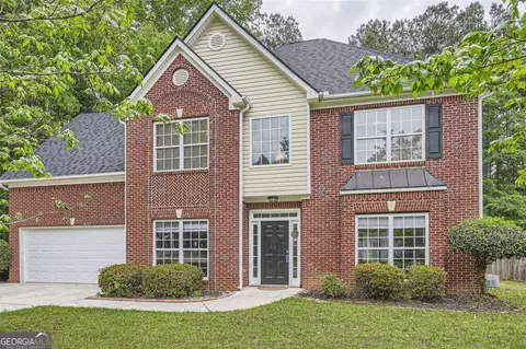 3177 Red Rose Dr, Powder Springs, GA 30127