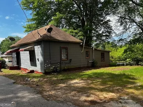 13 Barham St, Hampton, GA 30228