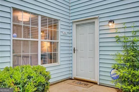 1402 Glenleaf Dr, Peachtree Corners, GA 30092