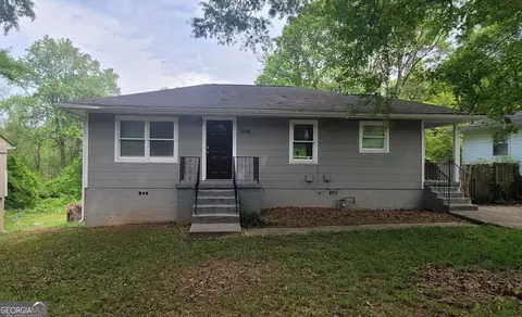 1904 Meadow Ln, Decatur, GA 30032
