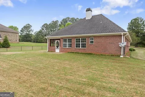 Exterior - 512 River Rd, Mcdonough, GA 30252 photo 7 of 10