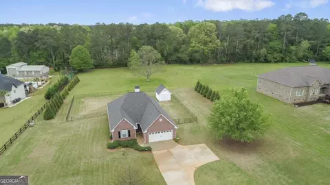 Exterior - 512 River Rd, Mcdonough, GA 30252 photo 4 of 10