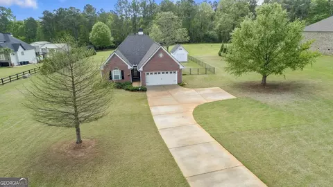 Exterior - 512 River Rd, Mcdonough, GA 30252 photo 2 of 10