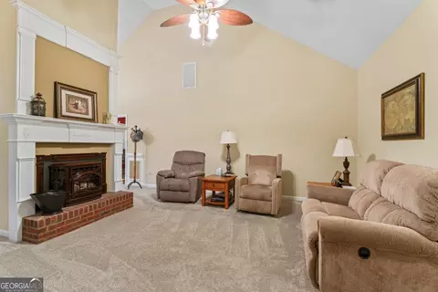 Living - 512 River Rd, Mcdonough, GA 30252 photo 3 of 5