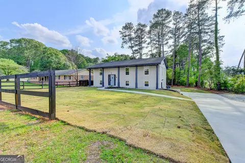 1075 Beaver Ruin Rd, Norcross, GA 30093