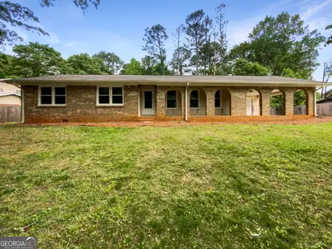 150 Club Cir, Stockbridge, GA 30281