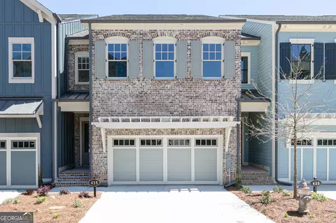445 Maplewood Dr #48, Roswell, GA 30075
