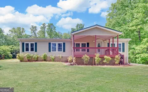 67 Josiah Dr, Toccoa, GA 30577 photo 3