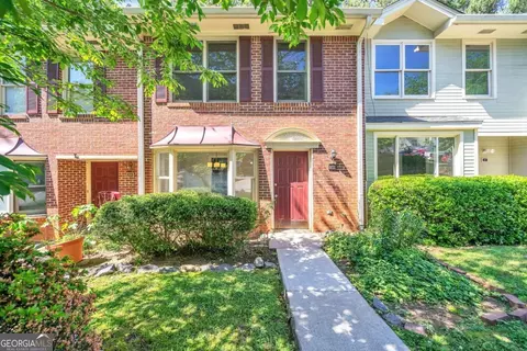 302 Autumn Leaf Way, Norcross, GA 30093