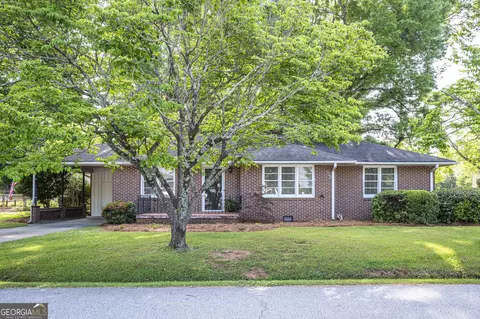 6108 Hannah St NE, Covington, GA 30014
