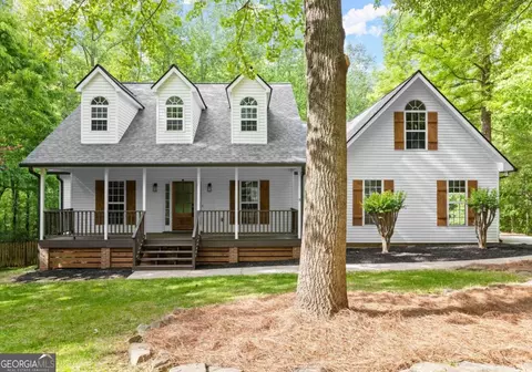 396 Briarwood Ct, Hoschton, GA 30548