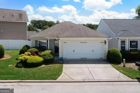 556 Hill Crest Cir, Hiram, GA 30141
